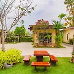 Oyo 607 Nawang Resort