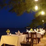 Baan Talay Dao Resort