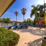 Lovely 3Br Villa In Good Location - Cv3Ma