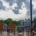 Baan Taklom Chomtalay