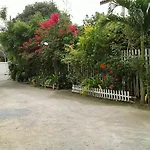 Toto Beach Resort Hua Hin