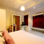 8 Villas Hua Hin