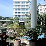 Corner Cafe Bed & Breakfast