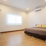 Ban Pak Hua Hin Pool Villa