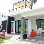 @Chain Pool Villa