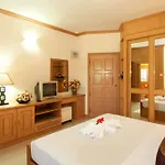 Taweeporn Resort