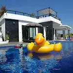 @Chain Pool Villa