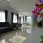 Baan Fin 88
