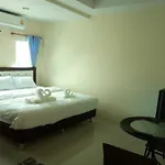 Bann Lom Le Guest House