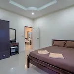 Baan Shading Party Pool Villa