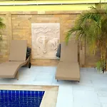 La-Ong Residence
