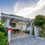 Baan Ozone Pool Villa