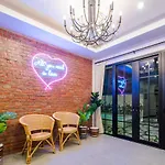 Seatown Huahin Poolvilla