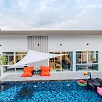 Let\'S Party Pool Villa Huahin