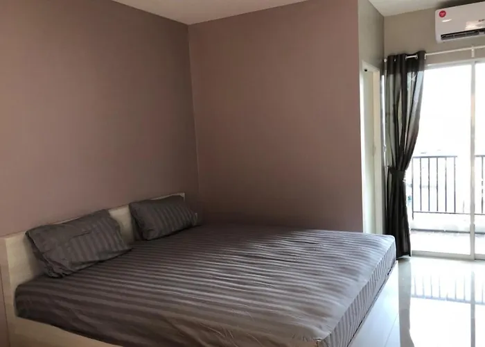 H12, The Stylish Apartment