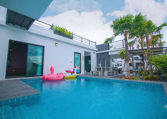 Spring Vintage Pool Villa