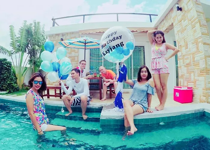 Rocky Party Pool Villa Huahin 3 Bedrooom With Bbq & Karaoke