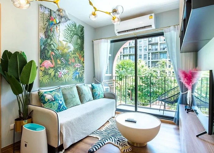 2BR Designer\'s villa at La Habana Huahin