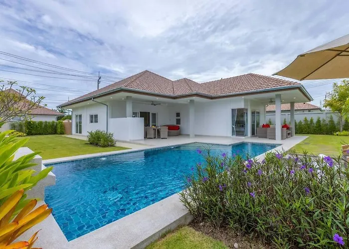 Private 3 Bedroom Pool Villa Ms22