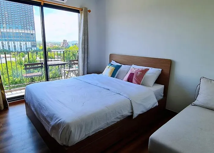 Highest Floor Close To Cicada And Tamarind Night Market Lahabana Condo หัวหิน ลาฮาบาน่า คอนโด ชั้นบนสุด ติดกับตลาดซิเคด้าและตลาดแทมมารีน