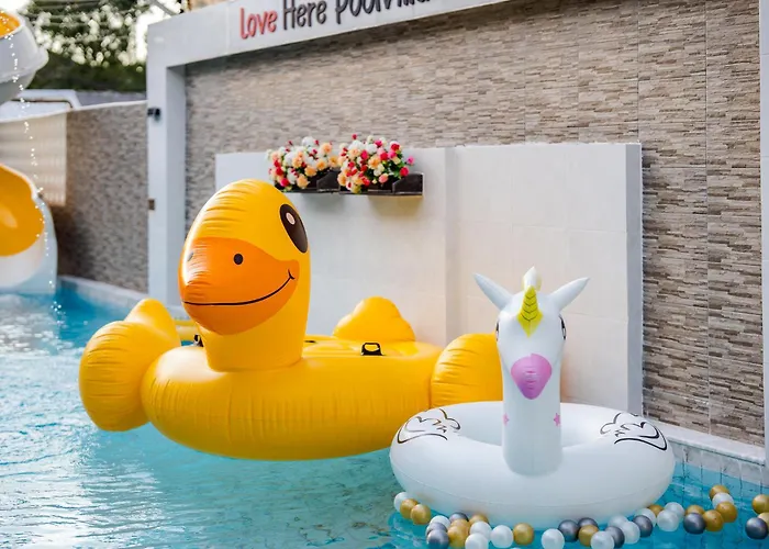 Love Here Poolvilla หัวหิน