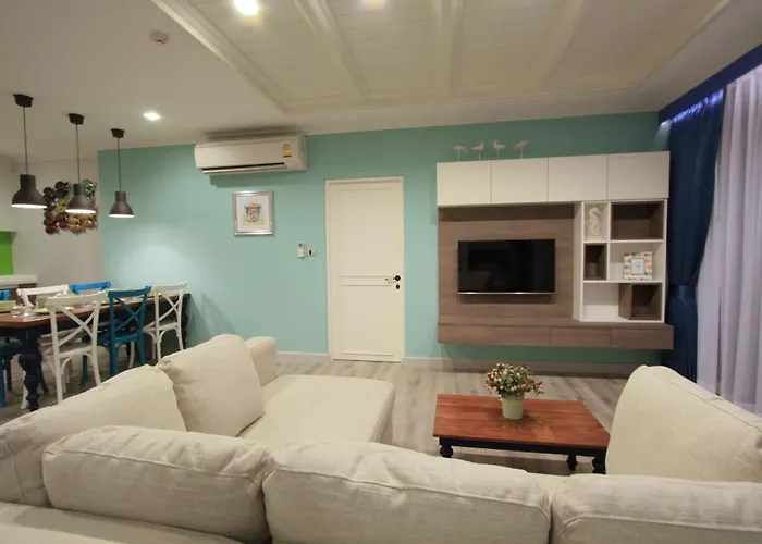 The Crest Santora Hua Hin - Family Room - Pool Access - Monthly Rent Only