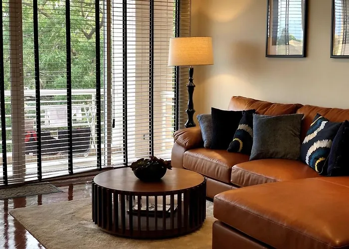 Oceanfront Hua Hin 2Br Family And Friends Getaway