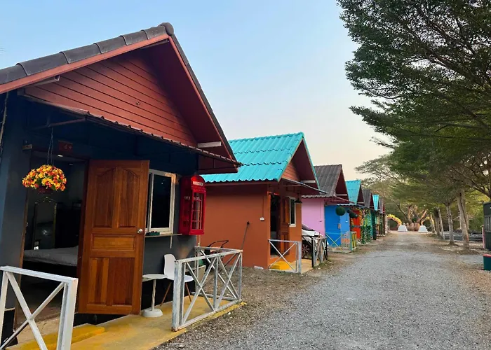Oyo 75539 Phanthida Resort And Cafe
