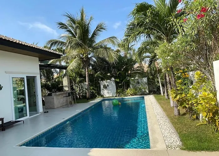 Beautiful 3 Bed Private Pool Villa In Hua Hin