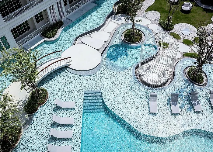 2 Bedroom Summer Huahin Condominium