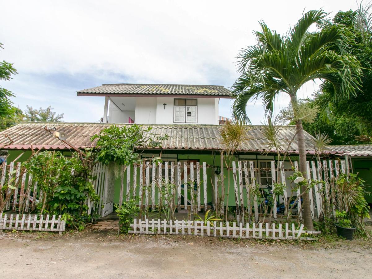 Oyo 1095 Toto Hotel