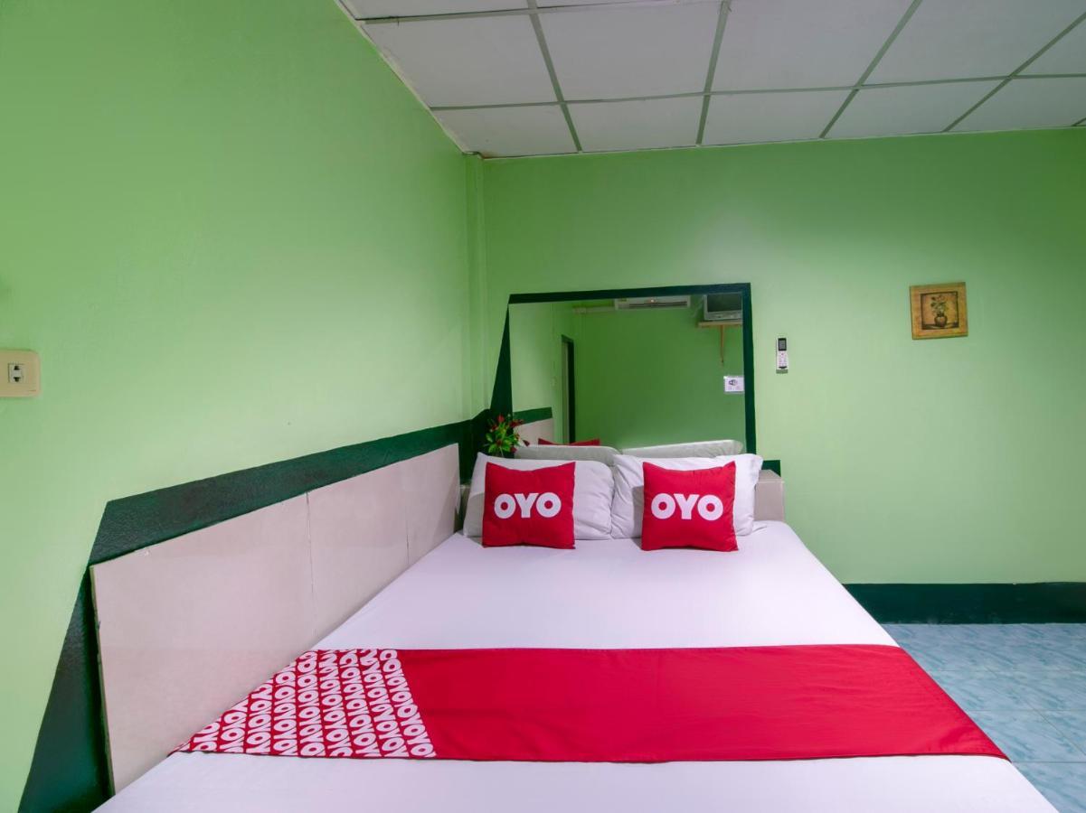 Hotel Oyo 1095 Toto