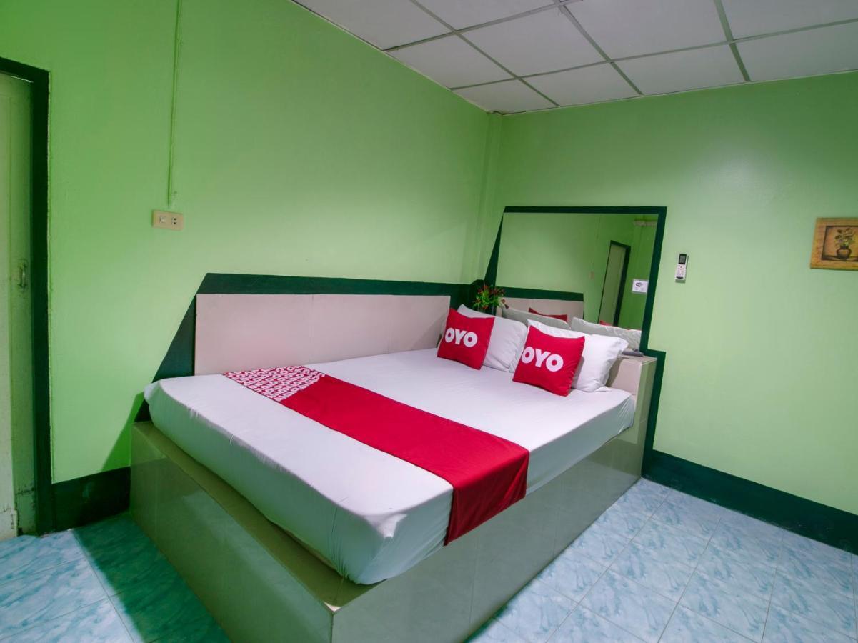 Oyo 1095 Toto Hotel