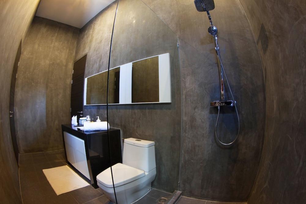 Villa We By Sirin Pool