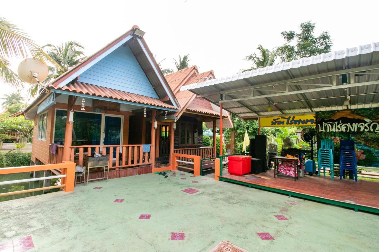 Oyo 1062 Baanrai Kongjaroen Hua Hin