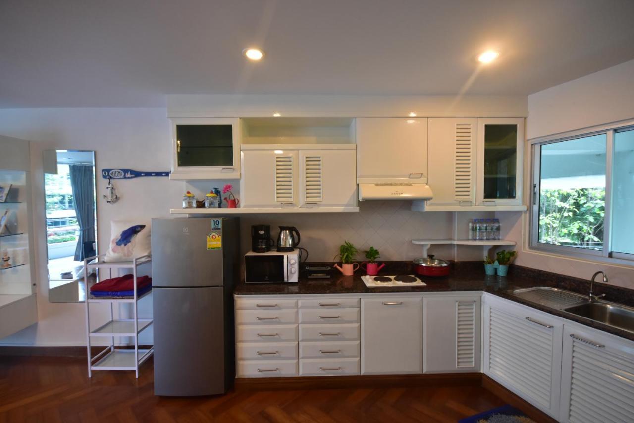Beachfront Apartment *