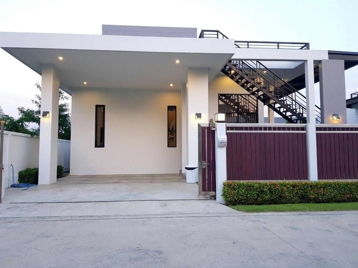 Holiday home We By Sirin Pool