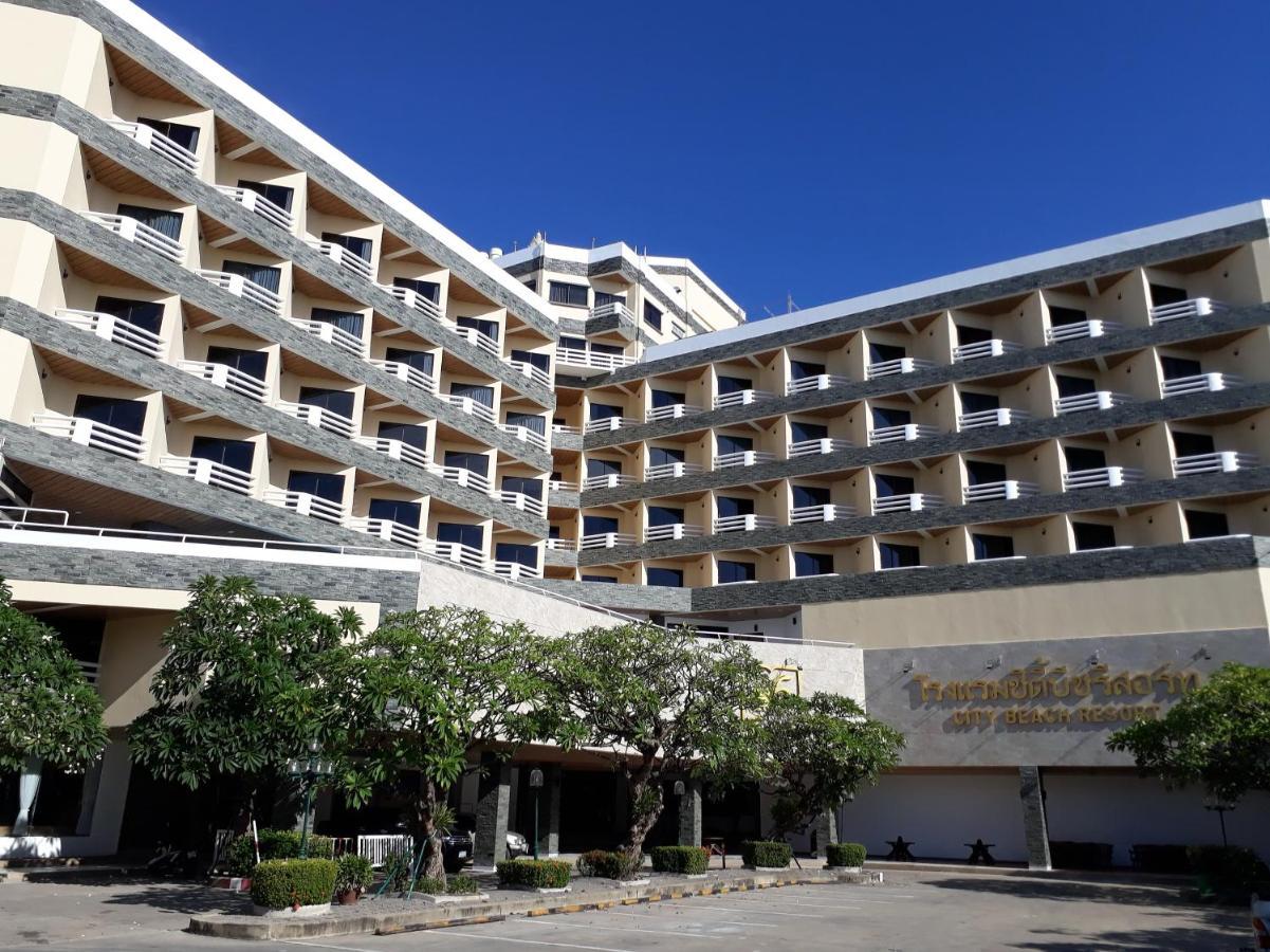 City Beach Resort HHQ