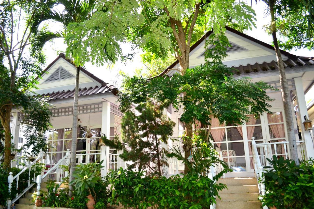 Prathana Garden Campo de férias 2*