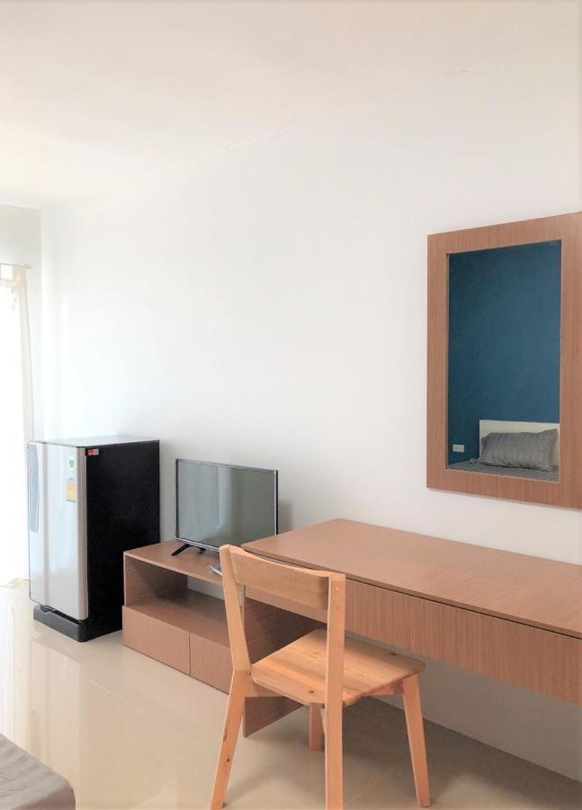 H12, The Stylish Hua Hin