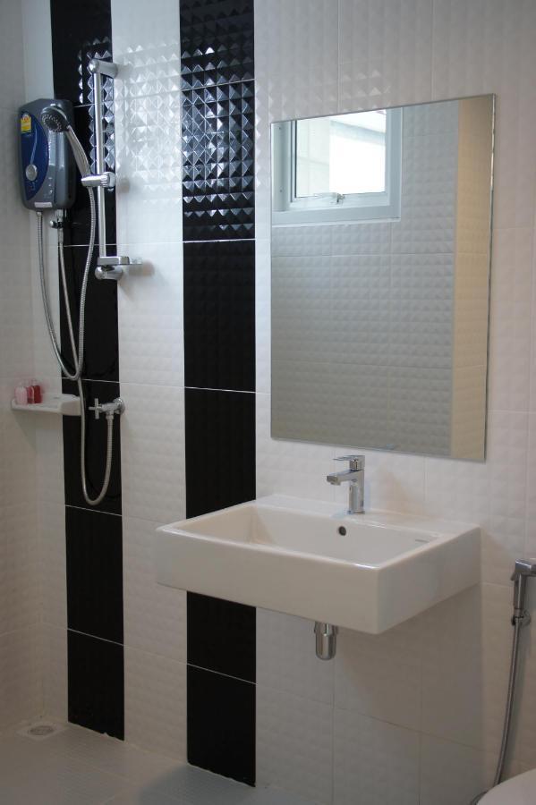Hotel H12, The Stylish *