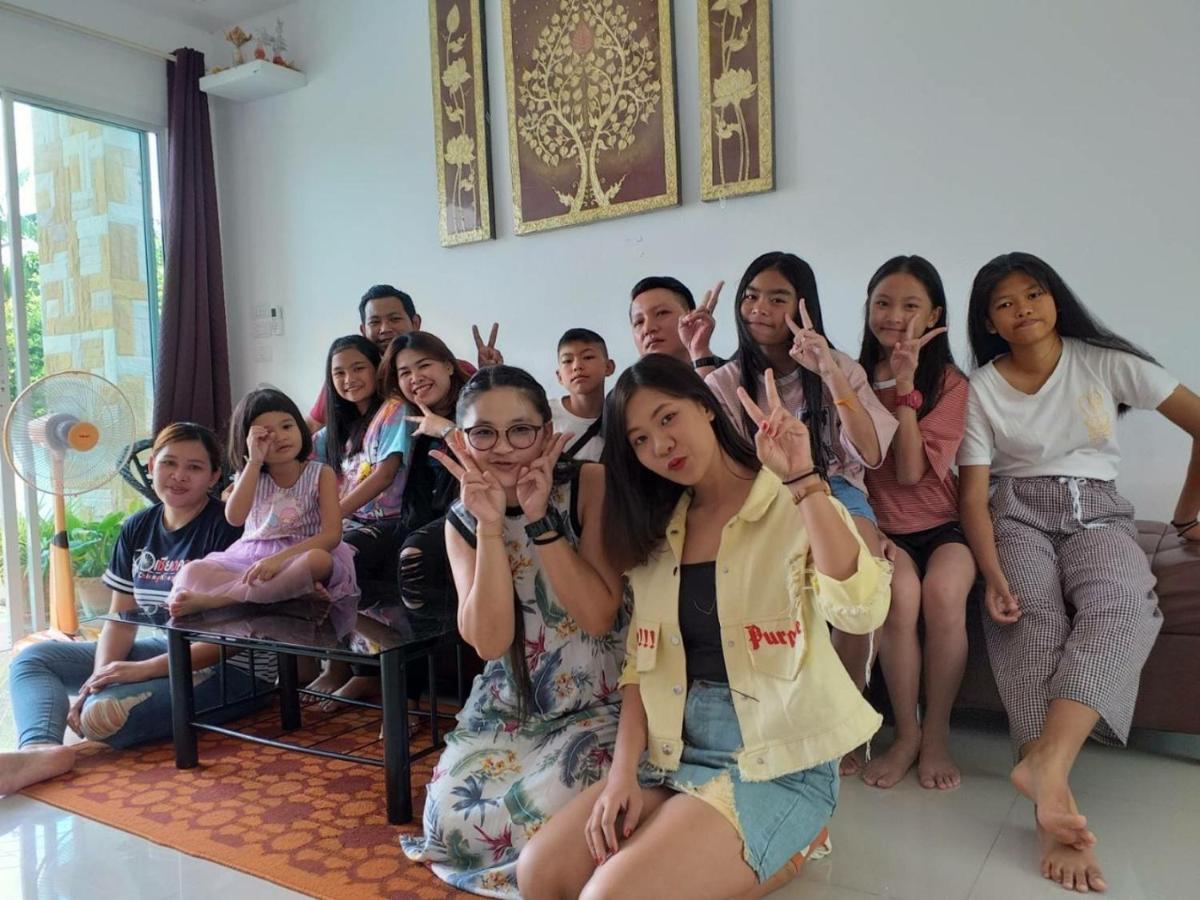Villa บ้านพาขวัญ พูลวิลล่า - 2 ห้องนอน