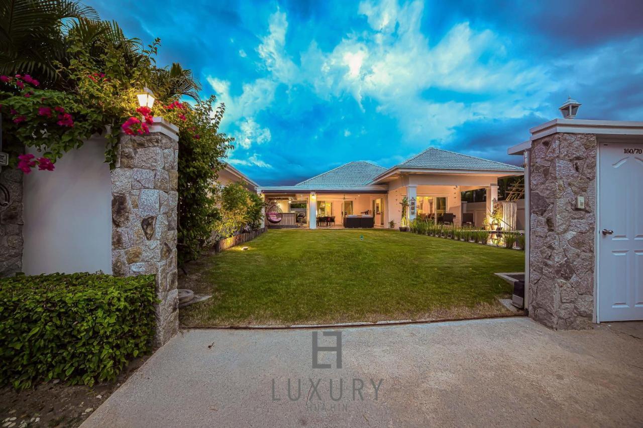Biệt thự Cozy Modern 3 Bedroom Pool L70 *