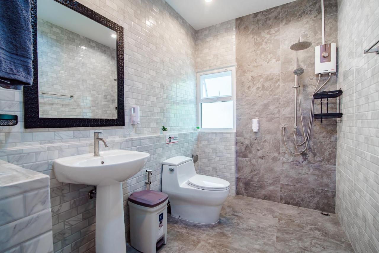 Holiday home Luxury City-loft, Just 9 Minutes Walk To The