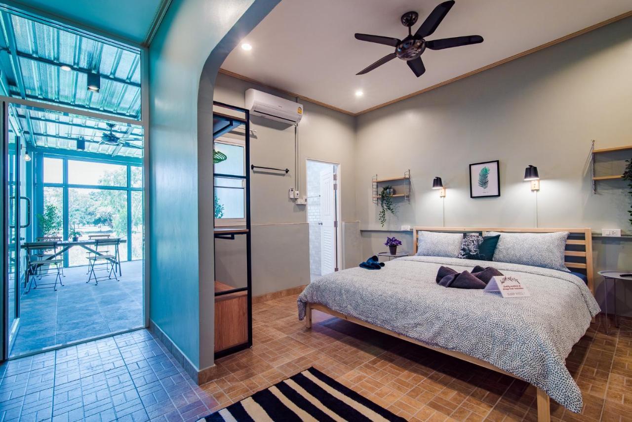 Luxury City-loft, Just 9 Minutes Walk To The Holiday home