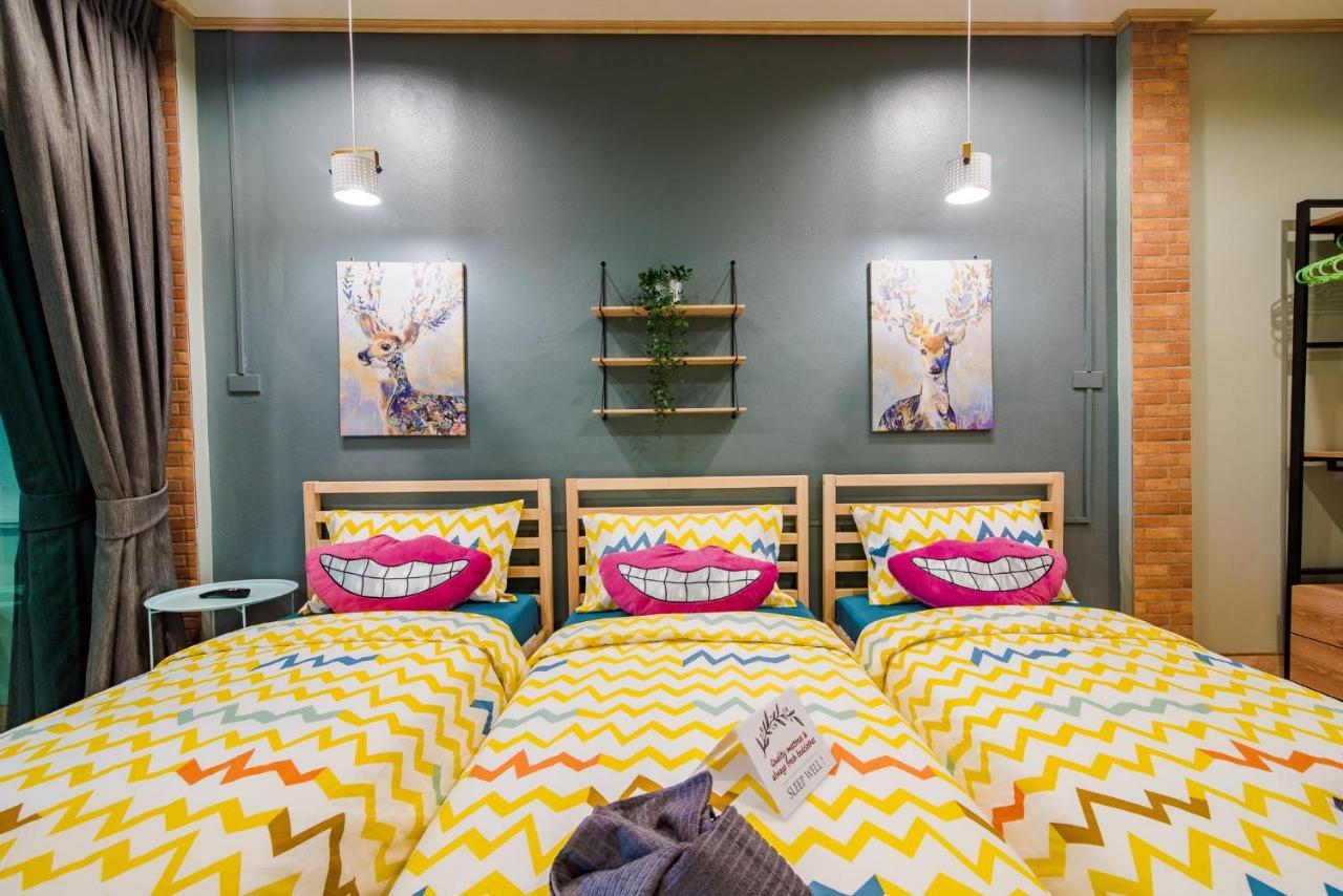 Luxury City-loft, Just 9 Minutes Walk To The Holiday home Hua Hin