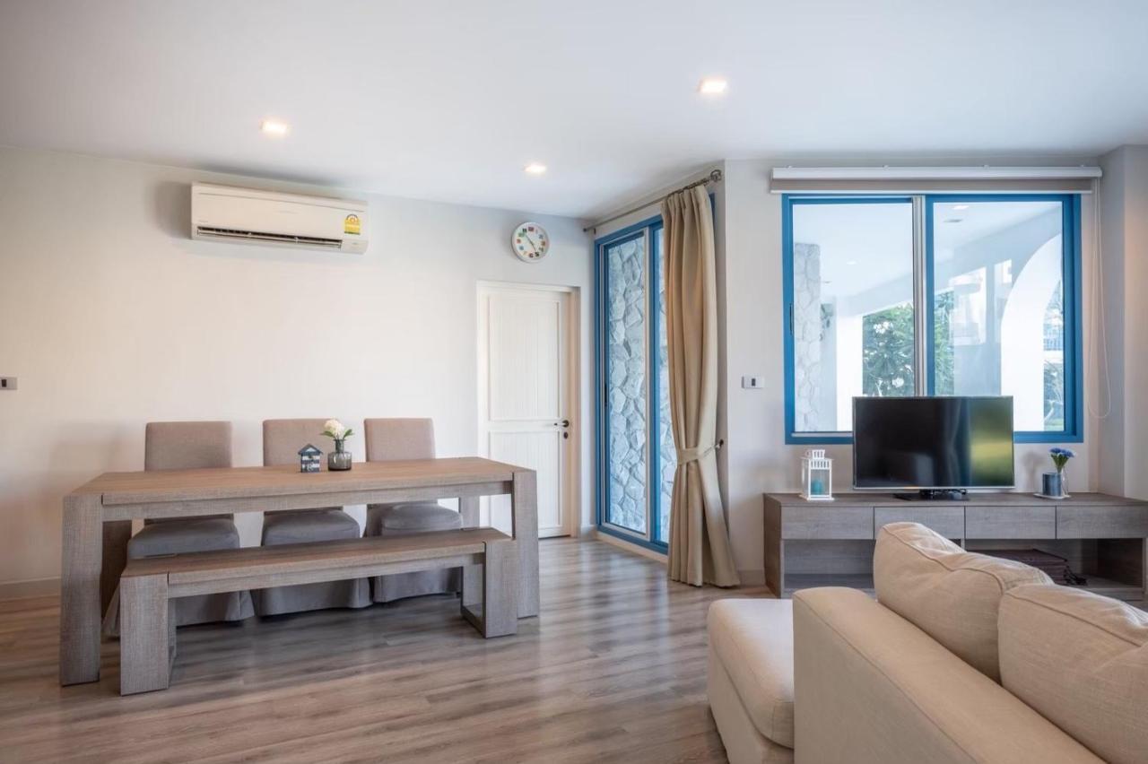 Swell In Santorini Apartment *