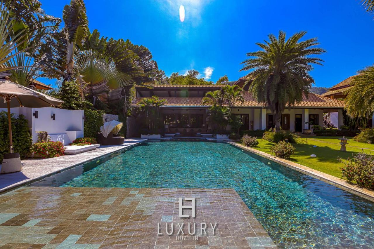 5 Bedroom Bali Style Mansion Wl2 Villa HHQ