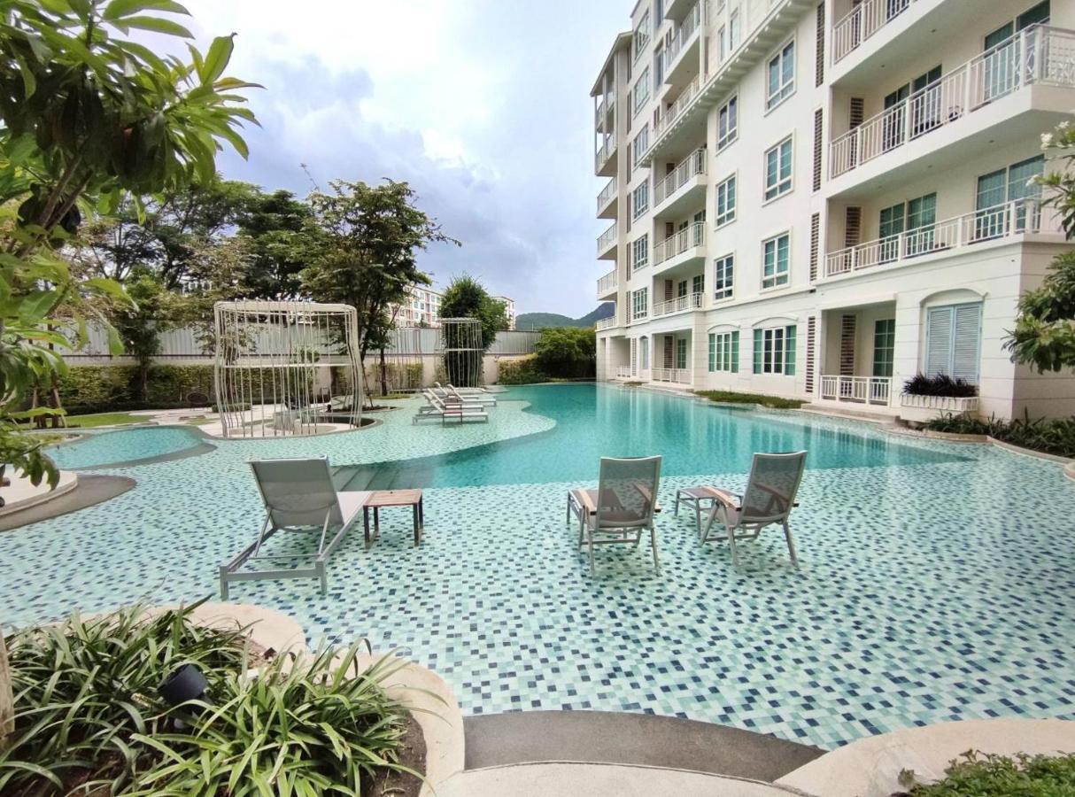 2 Bedroom Summer Apartment *