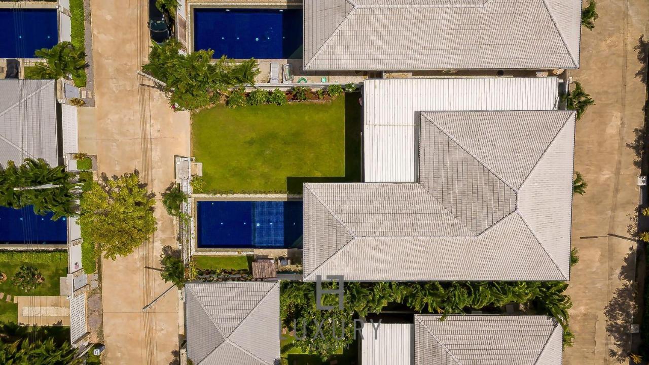 Cozy Modern 3 Bedroom Pool L70